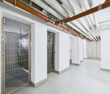 Modernisierte & ruhige 1-Raum-Wohnung mit Balkon in Lengenfeld - Photo 1