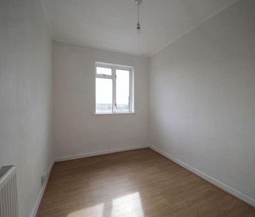 Chaseville Park Road, London, N21 - Photo 5