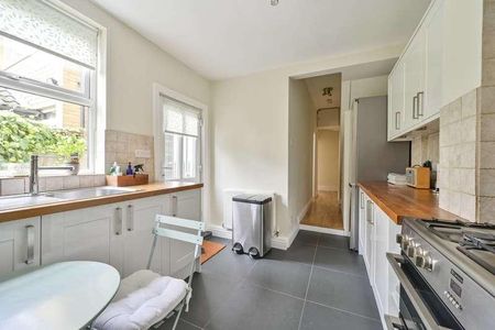 Wycliffe Road, South Wimbledon, SW19 - Photo 4