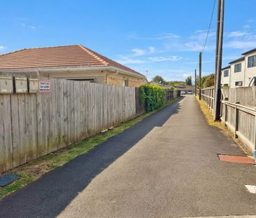 Unit 2, 109A Kolmar Road, Papatoetoe, Auckland - Photo 5