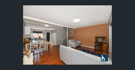 4/17 Eighth Division Memorial Avenue - Photo 3