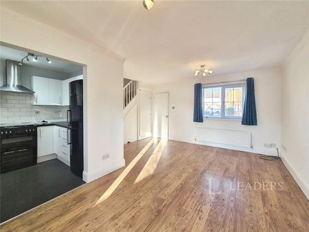 2 bedroom house to rent Cusak Road, Chelmer Village, Chelmsford, CM2 - Photo 2