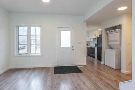 For Lease - 41 Waterleaf Trail, Welland, Ontario - Photo 3