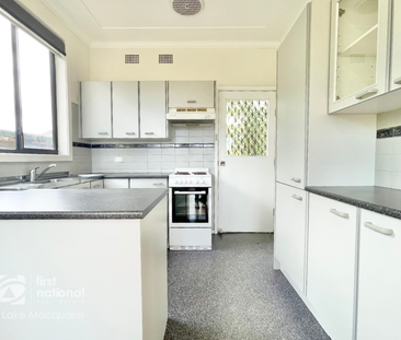 6 Impala Street, Edgeworth NSW 2285 - House For Rent | Domain - Photo 4