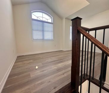 For Lease - 516 Equestrian Way, Cambridge, Ontario - Photo 3