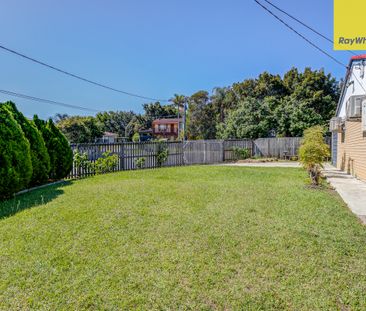 20 Minoa Street, Woodridge QLD 4114 - House For Rent | Domain - Photo 4