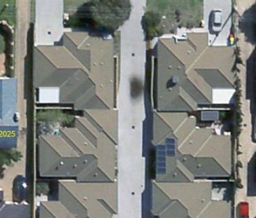 Front-Facing 3×2 Villa with Big Courtyard & Double Garage - Photo 2