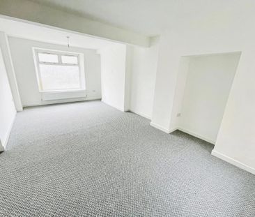 Railway View - Photo 3