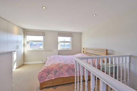 3 bedroom terraced house to rent - Photo 3