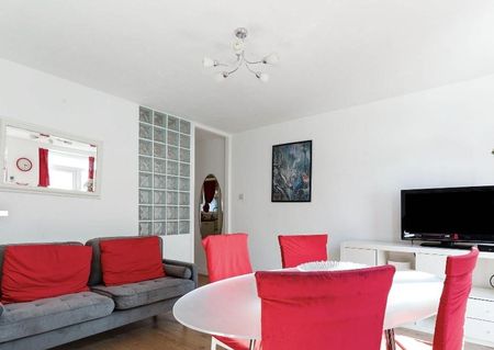 2 bedroom maisonette to rent - Photo 3