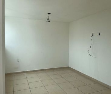 Renta Casa en Condominio en Lago de Guadalupe - Photo 2