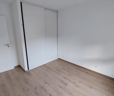 location Appartement T3 DE 65.44m² À CLUSES - Photo 2