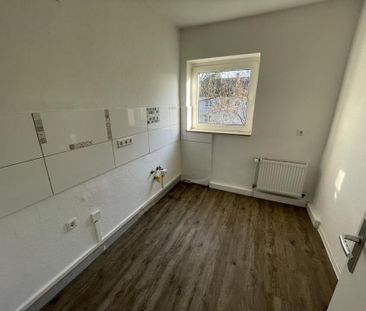 Für Jung und Alt! 3- Zimmer-Wohnung mit Balkon! - Foto 1