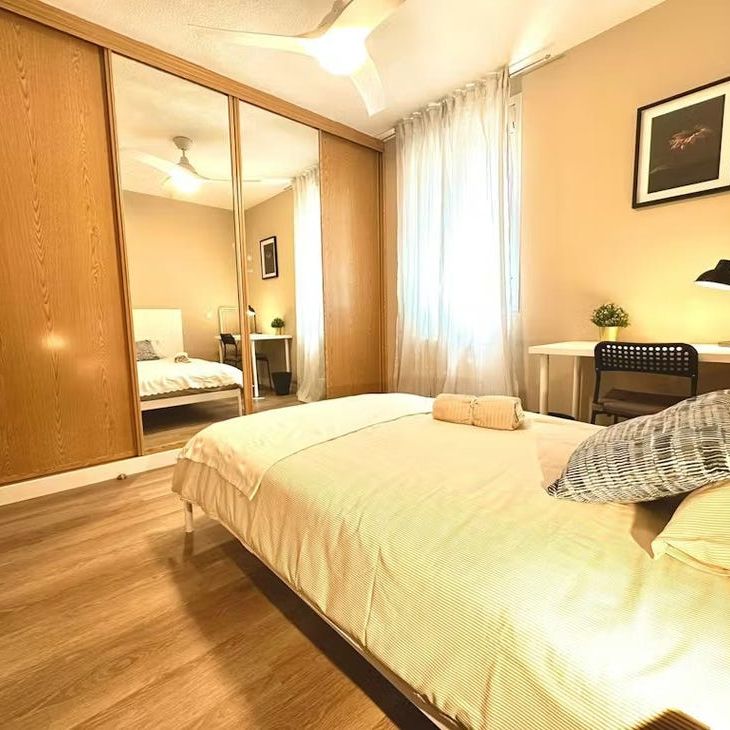 Avenida de Palomeras, Madrid, Community of Madrid 28018 - Photo 1