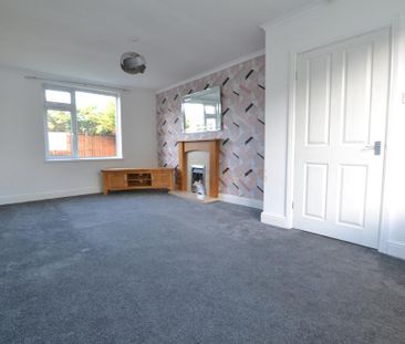 3 bedroom semi-detached house to rent - Photo 4