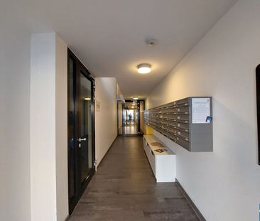 Großzügige 2 Zimmerwohnung mit Loggia! U-BAHN Nähe & Grünlage - Photo 1