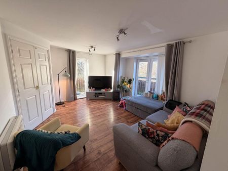 2 bedroom flat to rent - Photo 3