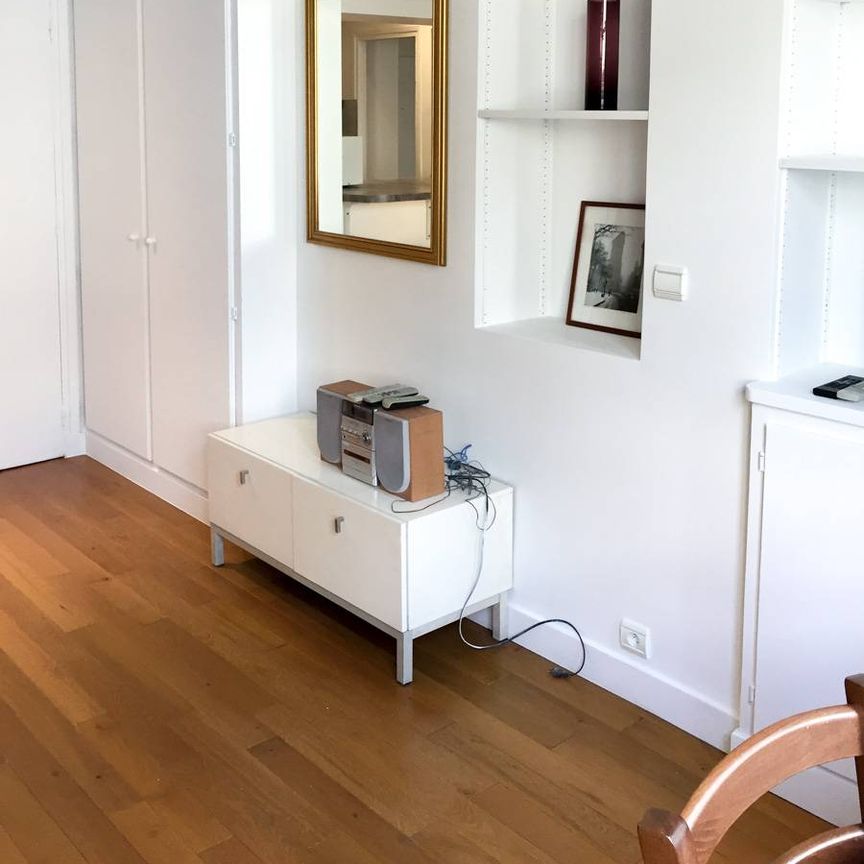 Logement à Paris, Location meublée - Studio T1 - Île Saint-Louis, Le Marais - Notre Dame - Hôtel de Ville (PA-2651) - Photo 1