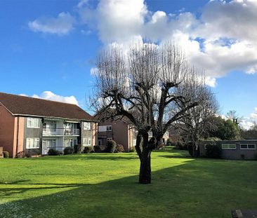 Marsh Lane, Stanmore - Photo 1