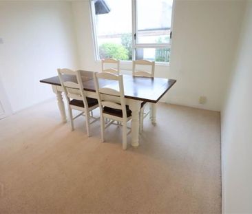 57 Drumadoon Drive, Dundonald, Belfast, BT16 2PP - Photo 2