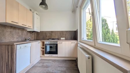 NEU - Nette Balkon-Garconniere in ruhiger und zentraler Grünlage beim Rahthauspark/ Mauer Hauptplatz ! - Photo 5