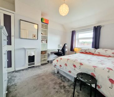 2 Bedroom Home – Medium Let - Photo 6