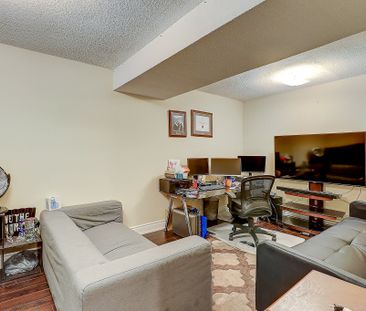 For Lease - 114 Martindale Crescent, Brampton, Ontario - Photo 2