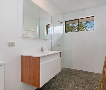 Beach Side Suffolk Park - Photo 4