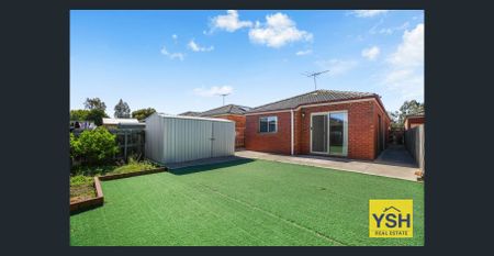 Modern, Secure & Convenient Living in Hoppers Crossing - Photo 4