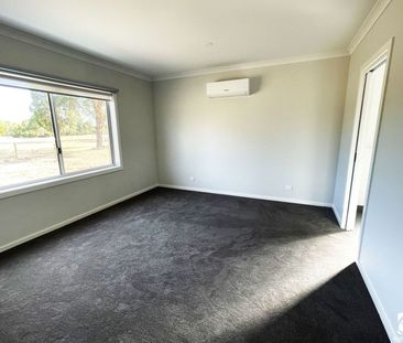 MODERN FAMILY HOME - Photo 6