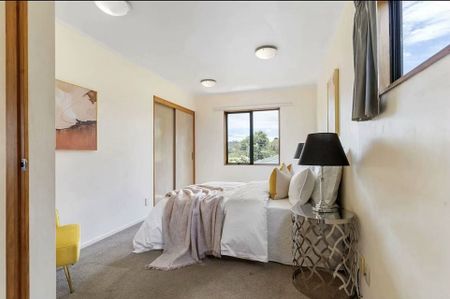 Spacious and sunny house in heart of Beach Haven. - Photo 5