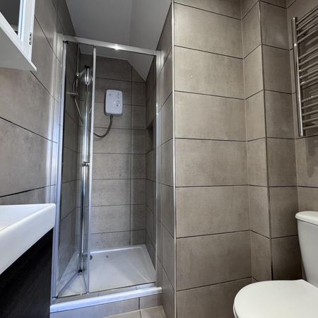 1 bedroom house of multiple occupation to rent - Photo 4