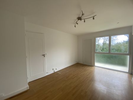 Location Appartement 2 pièces 36m² BURES SUR YVETTE 91440 - Photo 4