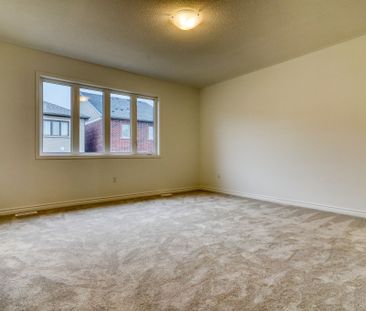 For Lease - 3092 PAPERBIRCH Trail, Pickering, Ontario - Photo 5