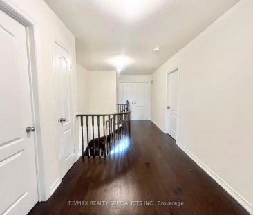 Property For Lease | N9263977 - Photo 6