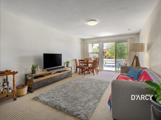 1/28 WOOD ST - Photo 1