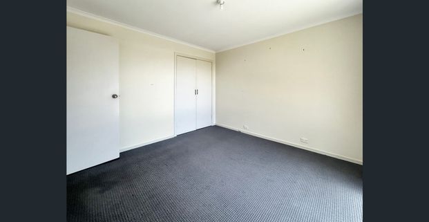 NEAT AND TIDY 2 BEDROOM UNIT - Photo 1
