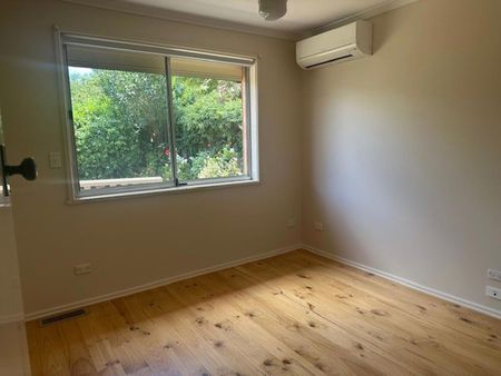 Beautiful Home with Valley Views - Photo 4