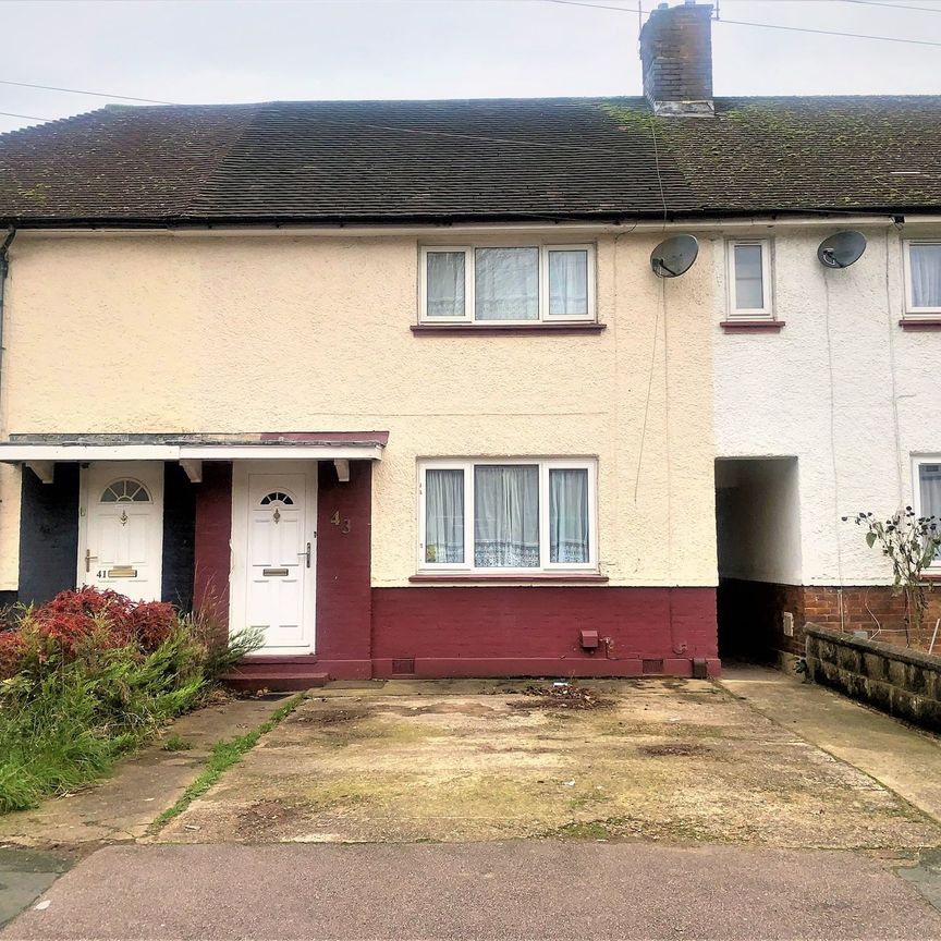 Rushton Avenue, Watford - Photo 1