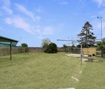 17 Banksia Road, Wendouree - Photo 5