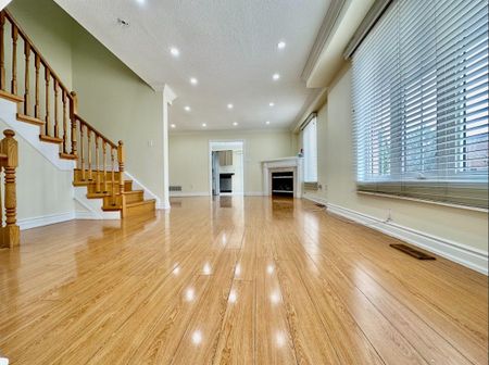 For Lease - 77 Vauxhall Crescent Unit# Main & Second Flr, Brampton, Ontario - Photo 4