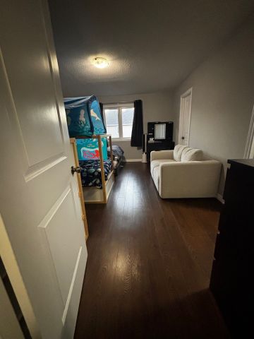 For Lease - 1427 Monarch Drive, Kingston, Ontario - Photo 5