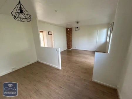 Appartement à louer 4 pièces 66.3m² - Photo 2