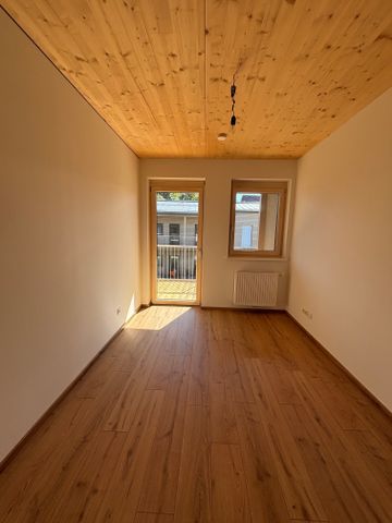 ERSTBEZUG - Moderne 3-Zimmer-Wohnung in ruhiger Lage mit Balkon - Photo 2