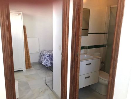 Calle Castellar, Sevilla, Andalusia 41003 - Photo 4