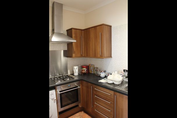 1 Bed Flat, Easter Road Edinburgh, EH6 - Photo 1