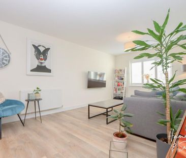 2 bedroom apartment to rent - Photo 2