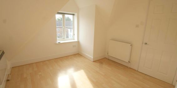 1 bedroom maisonette to rent Dolphin Mews, Chichester, West Sussex, PO19 - Photo 3