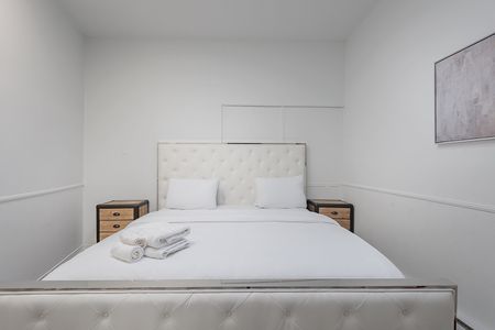 1216 Rue Stanley, #401 - Photo 2