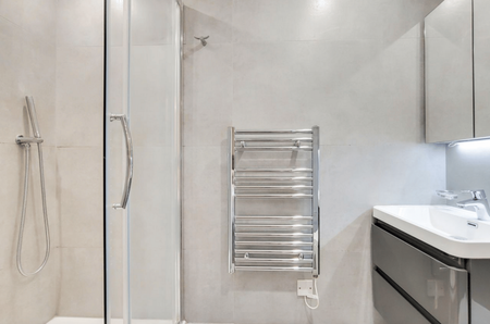 3 bedroom flat to rent - Photo 5